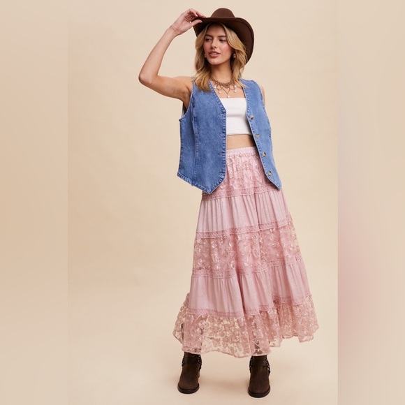 Floral Lace Embroidered Tiered Maxi Skirt - Listicle - Picture 3 of 5